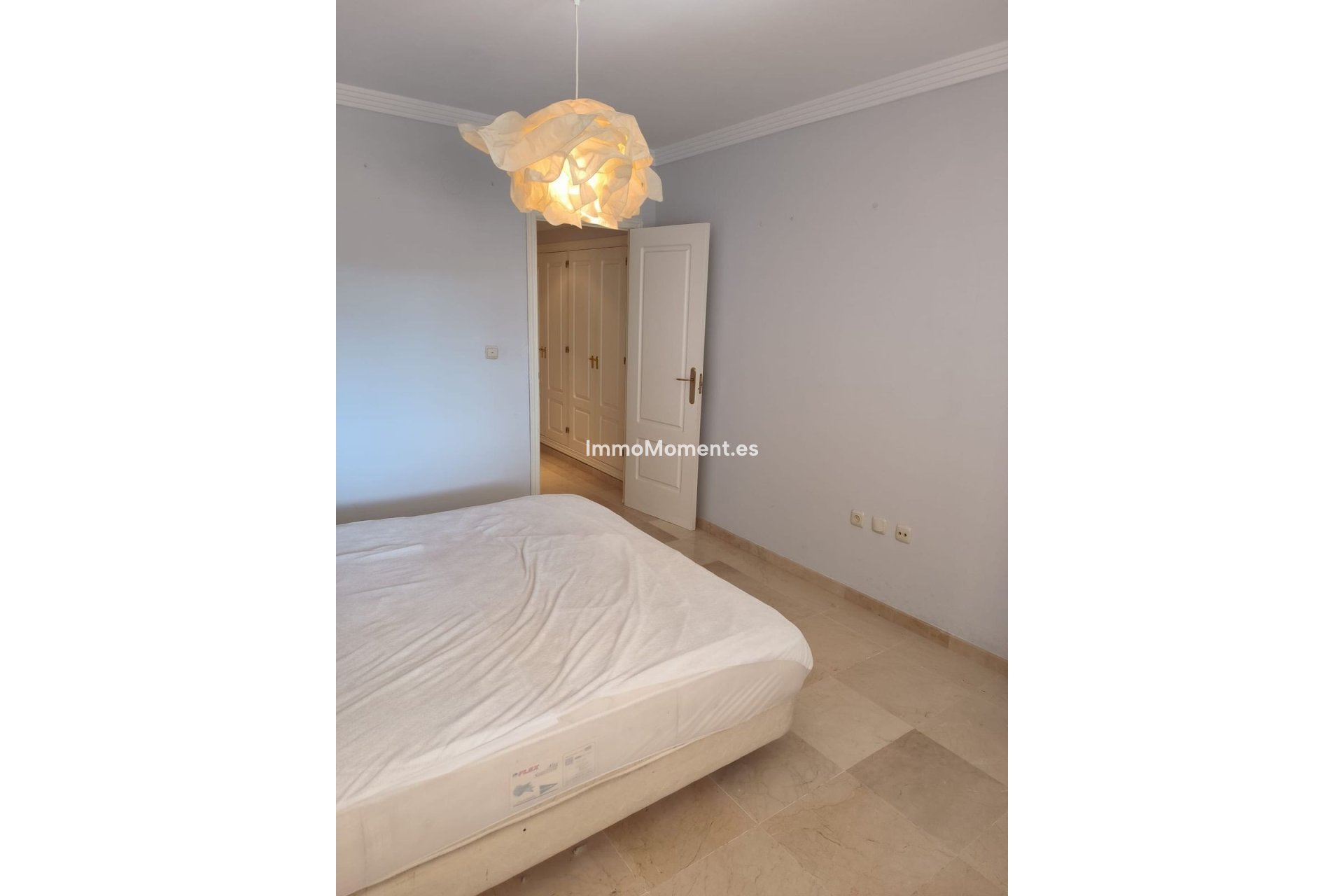 Resale - Apartment - Marbella - Río Real
