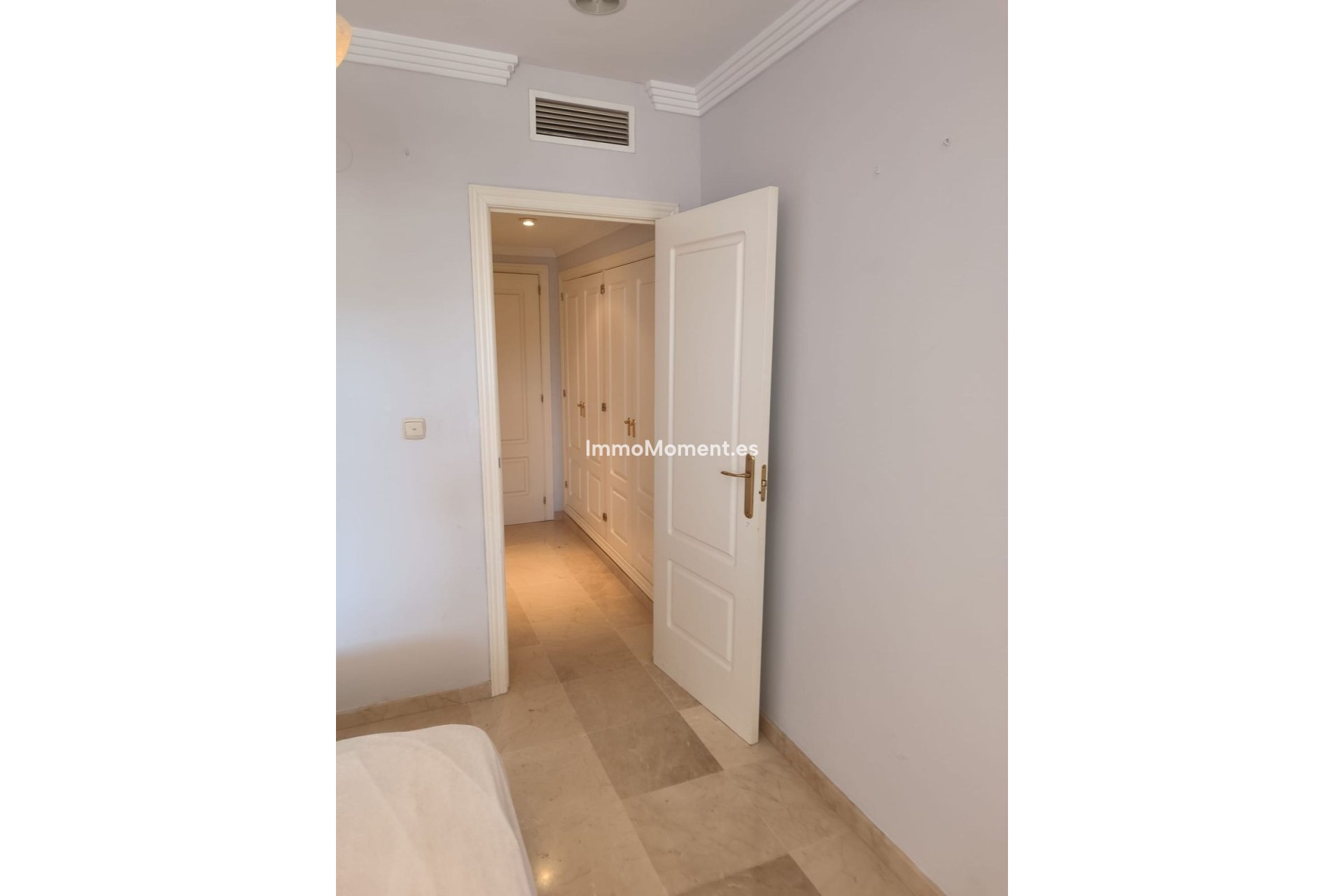 Resale - Apartment - Marbella - Río Real