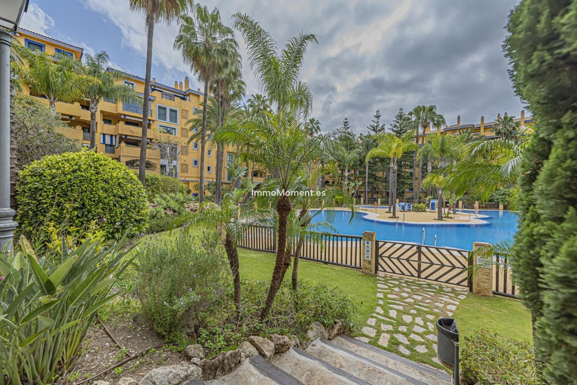 Resale - Apartment - Marbella - San Pedro de Alcántara