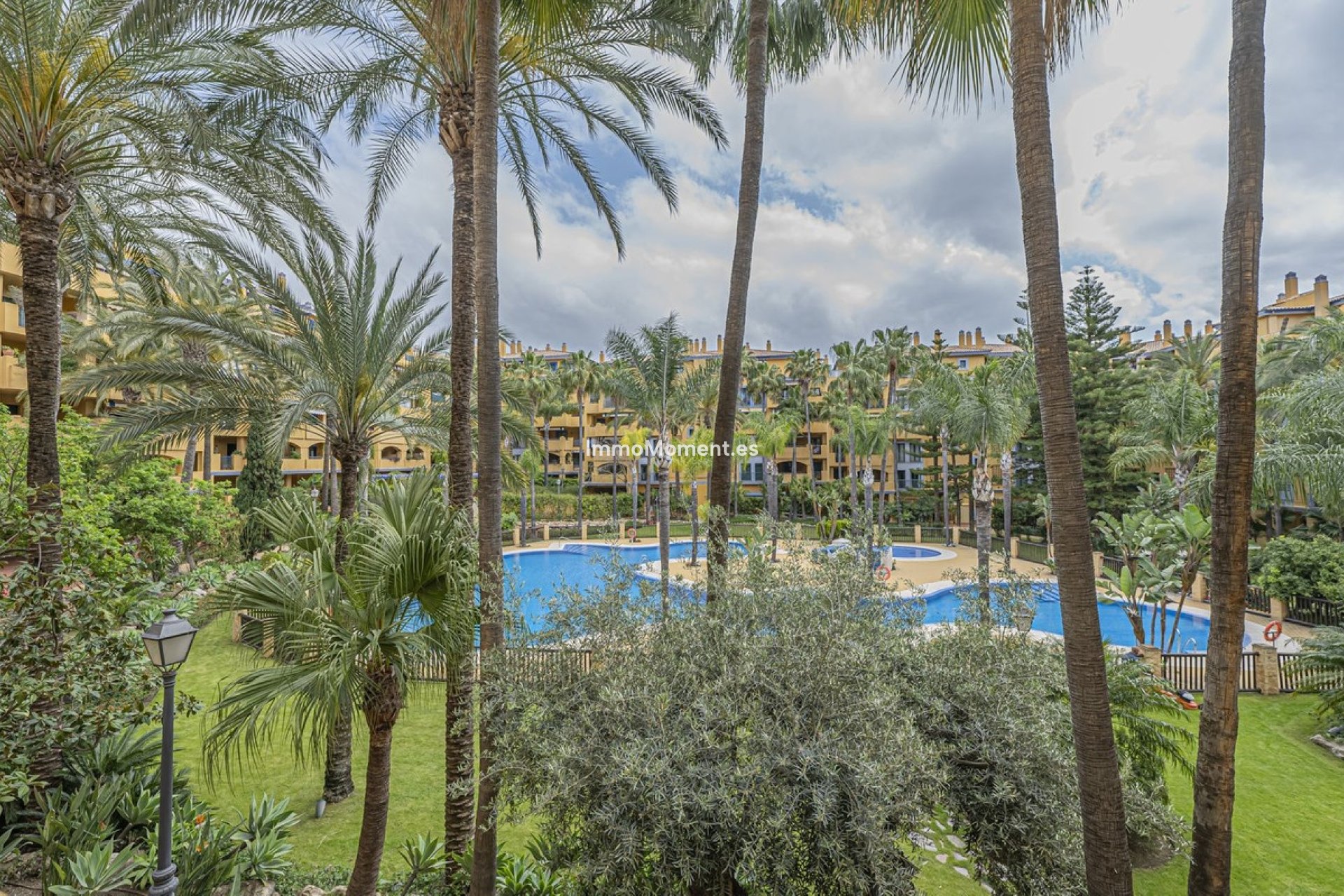 Resale - Apartment - Marbella - San Pedro de Alcántara