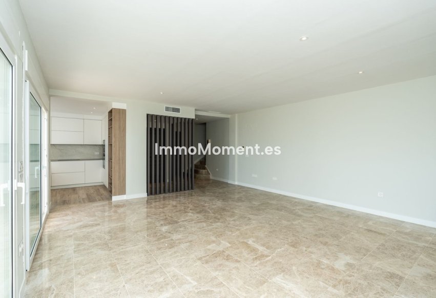 Resale - Apartment - Marbella - Santa Clara