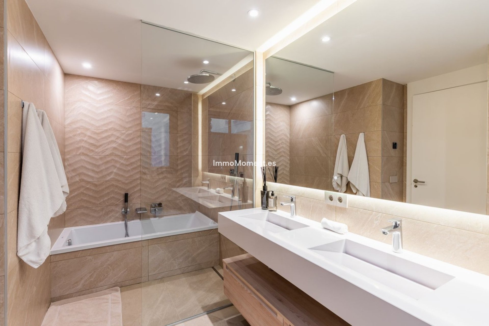 Resale - Apartment - Marbella - Santa Clara