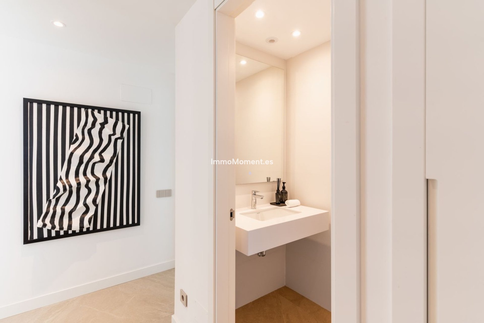 Resale - Apartment - Marbella - Santa Clara