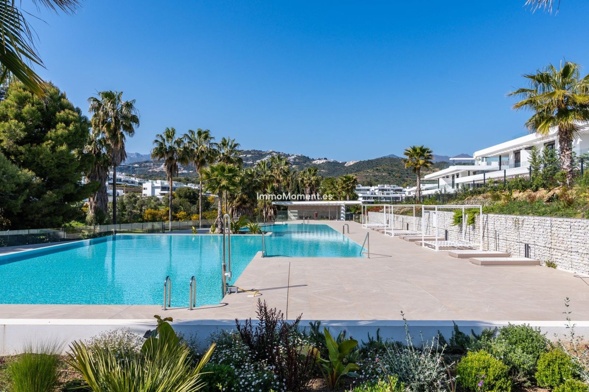 Resale - Apartment - Marbella - Santa Clara