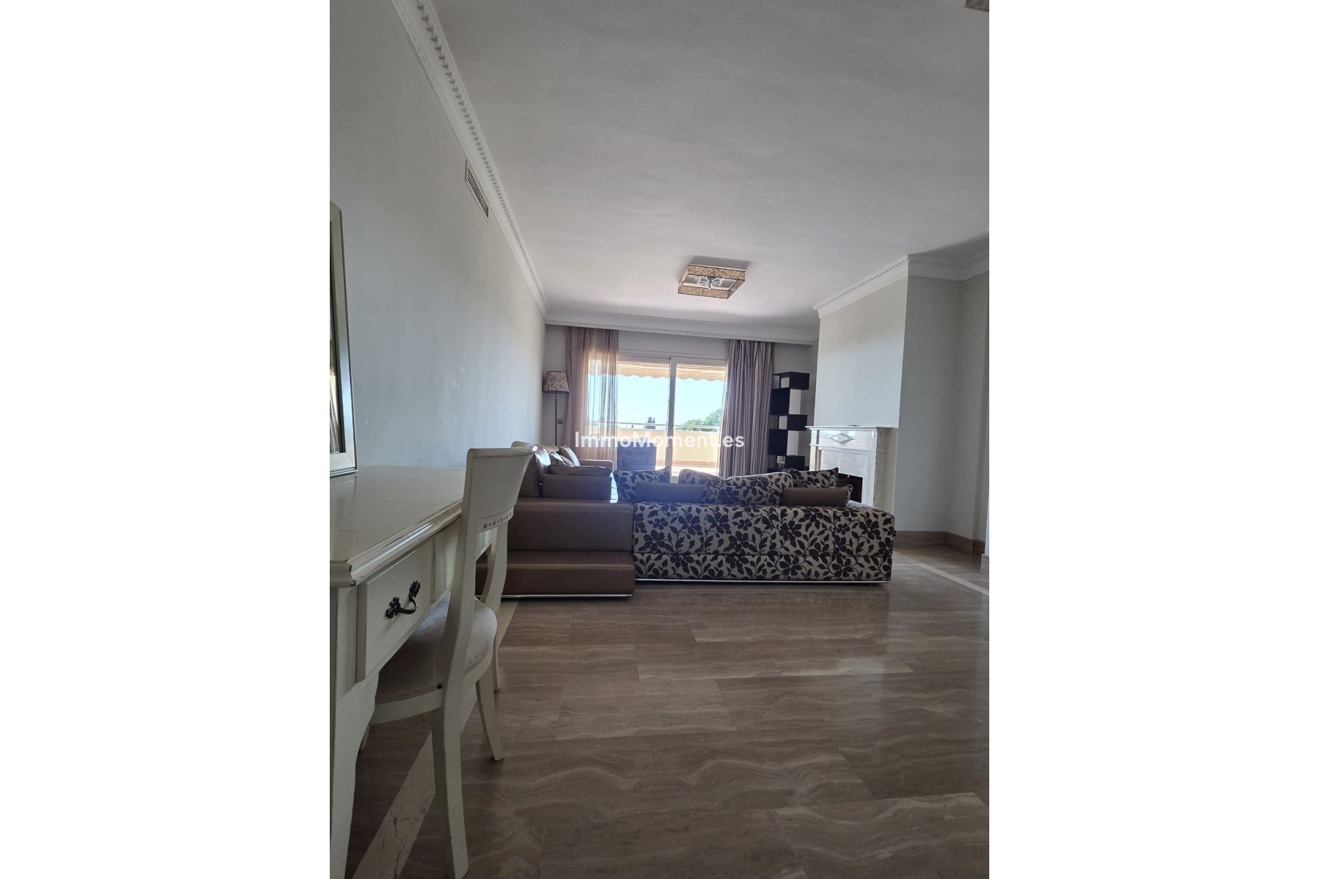 Resale - Apartment - Marbella - Sierra Blanca