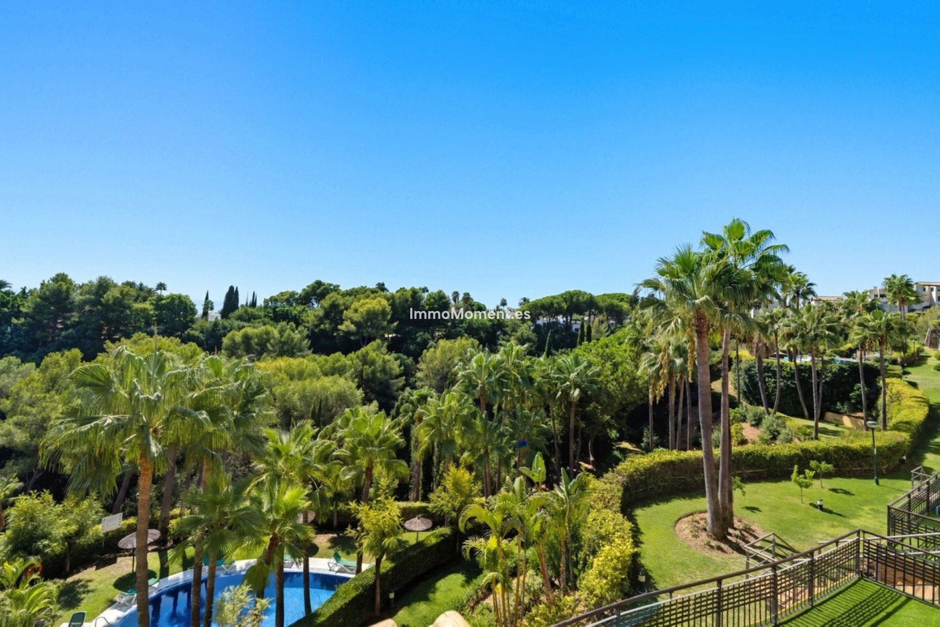 Resale - Apartment - Marbella - Sierra Blanca