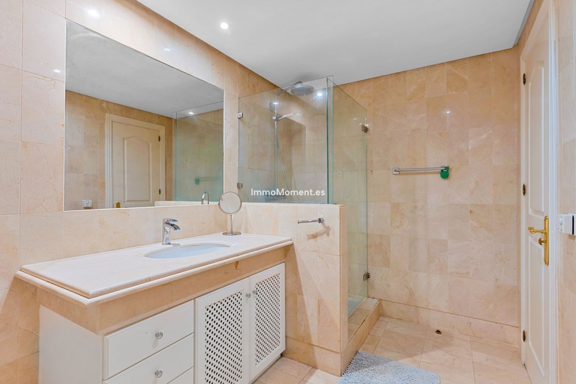 Resale - Apartment - Marbella - Sierra Blanca