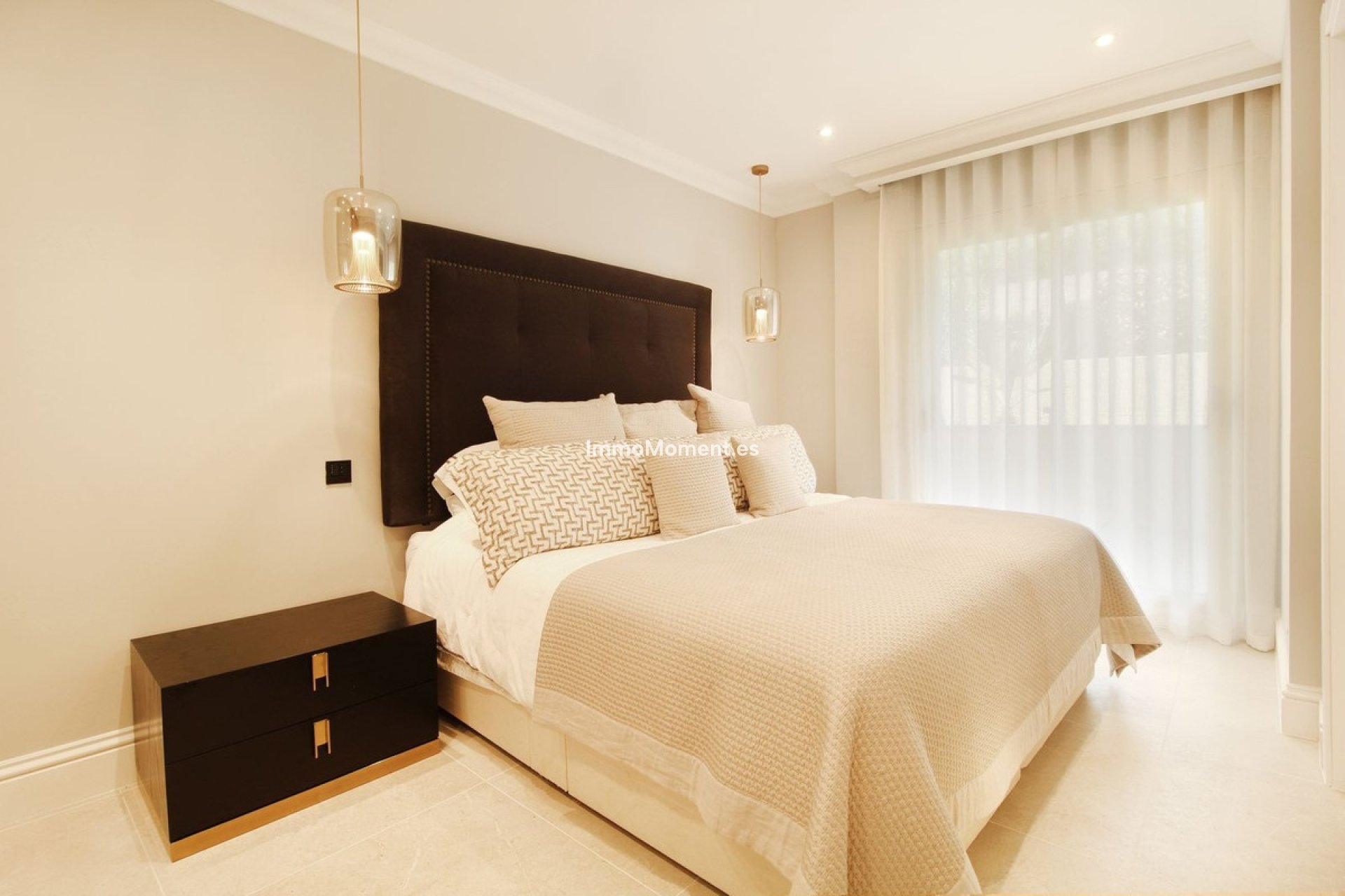 Resale - Apartment - Marbella - Sierra Blanca