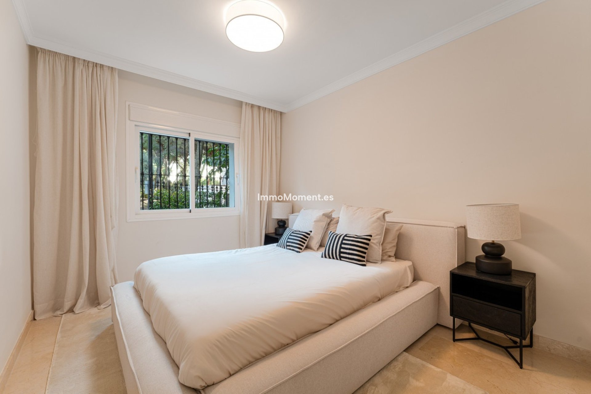 Resale - Apartment - Marbella - Sierra Blanca