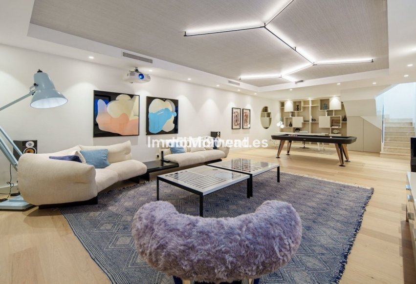 Resale - Apartment - Marbella - Sierra Blanca