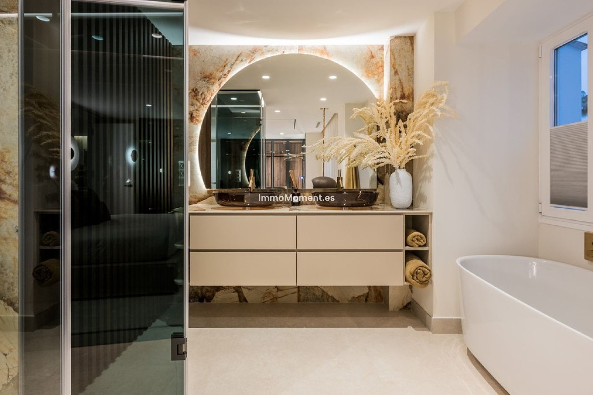 Resale - Apartment - Marbella