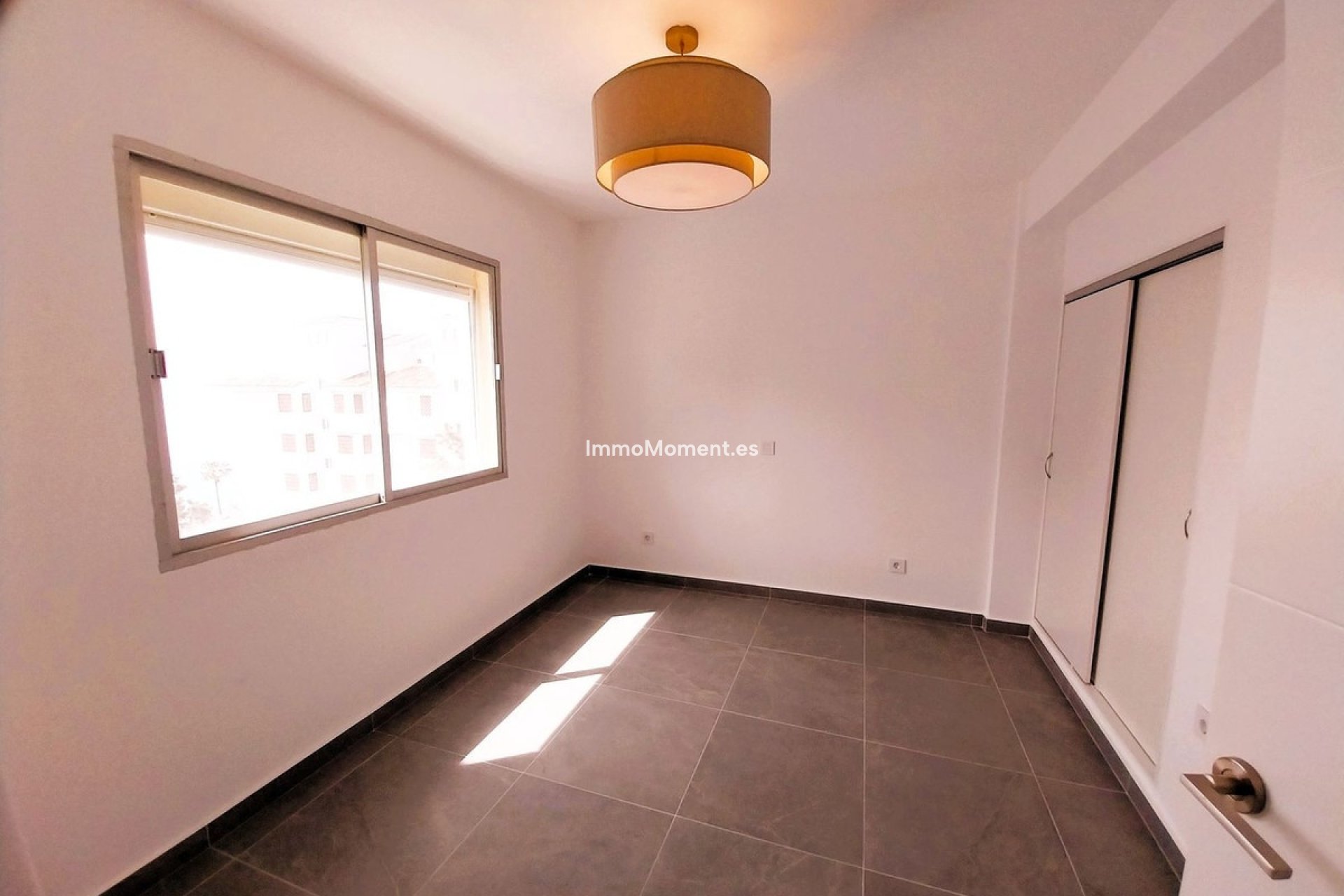 Resale - Apartment - Mijas - Calahonda