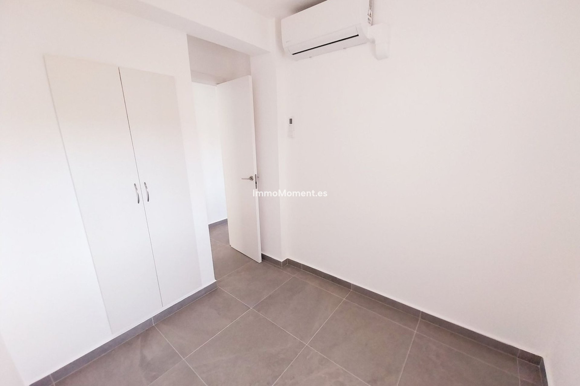 Resale - Apartment - Mijas - Calahonda