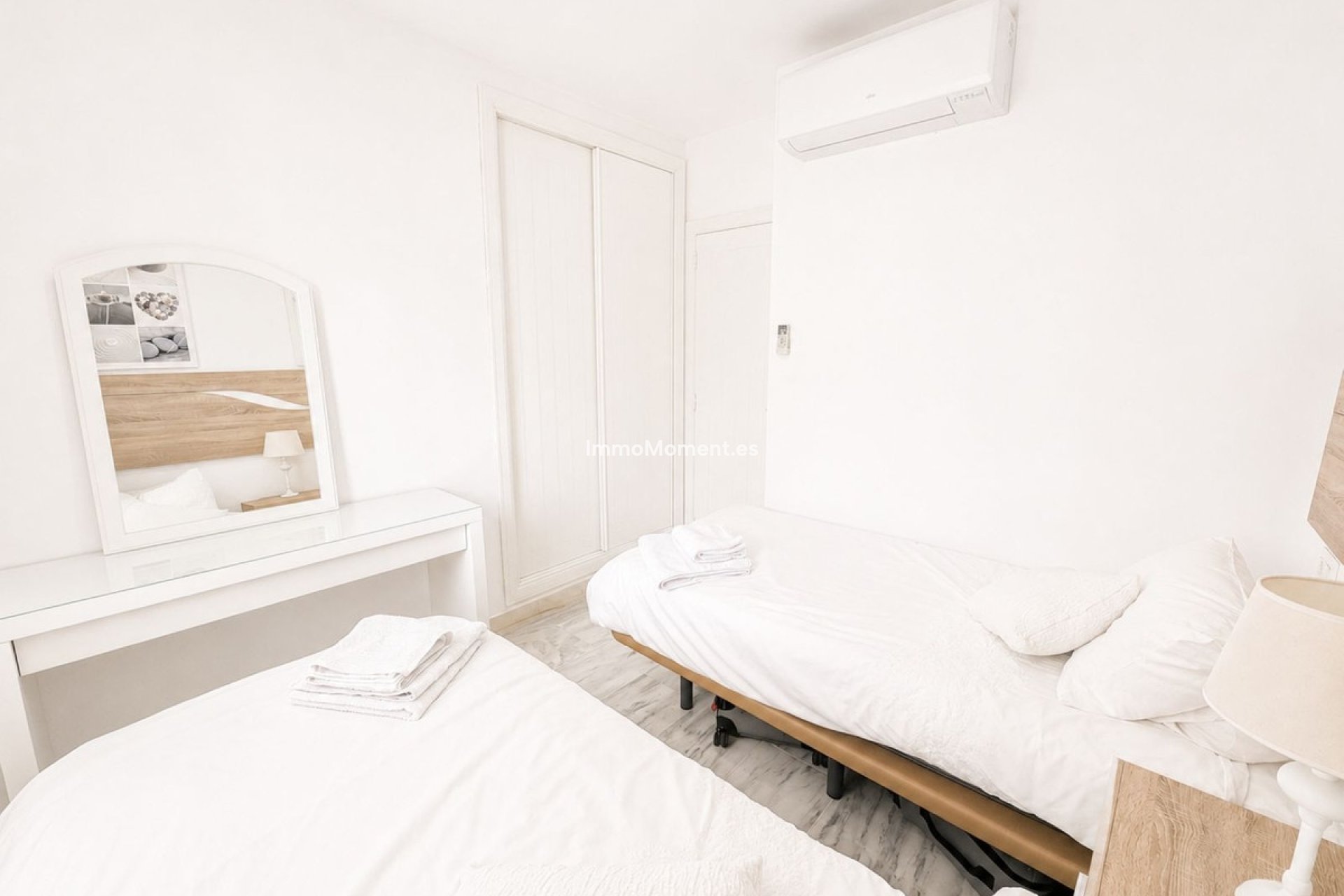 Resale - Apartment - Mijas - Calahonda