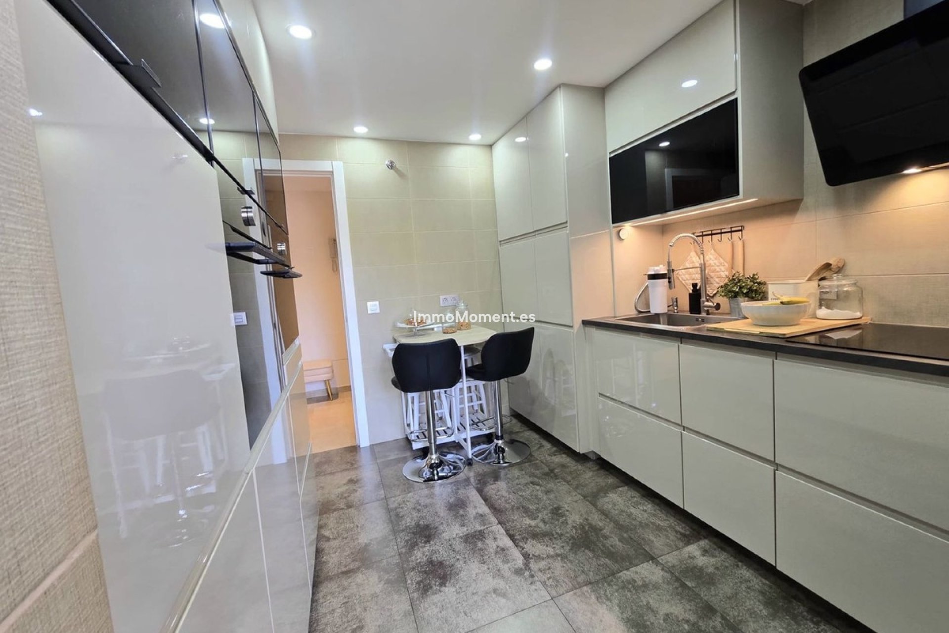 Resale - Apartment - Mijas - Calahonda