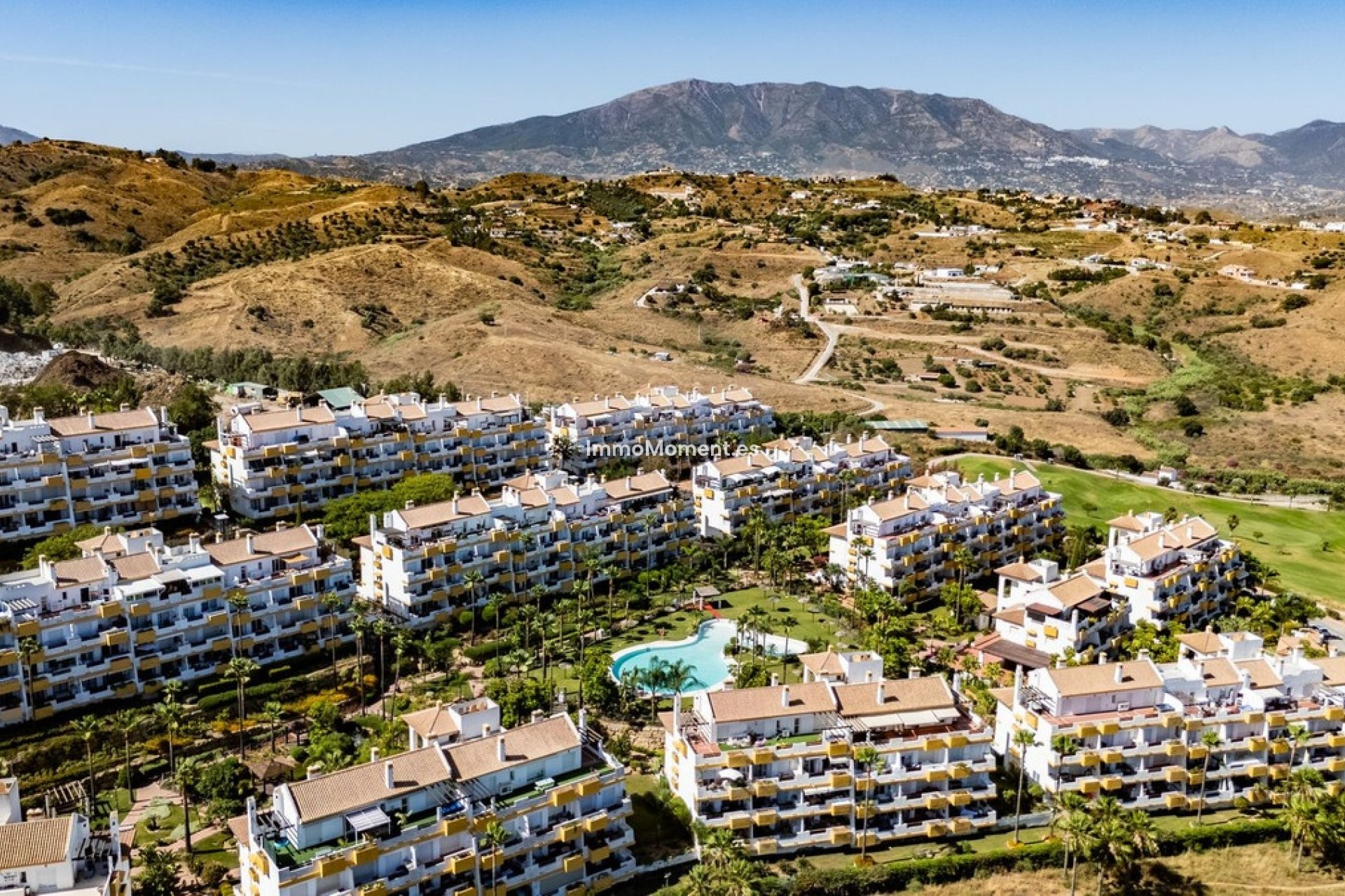 Resale - Apartment - Mijas - Calanova Golf