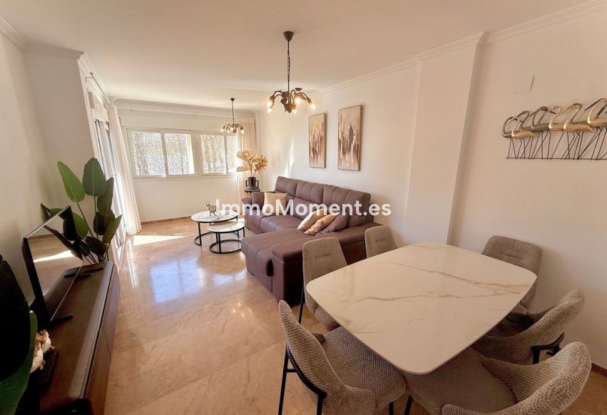 Resale - Apartment - Mijas Costa - Calahonda