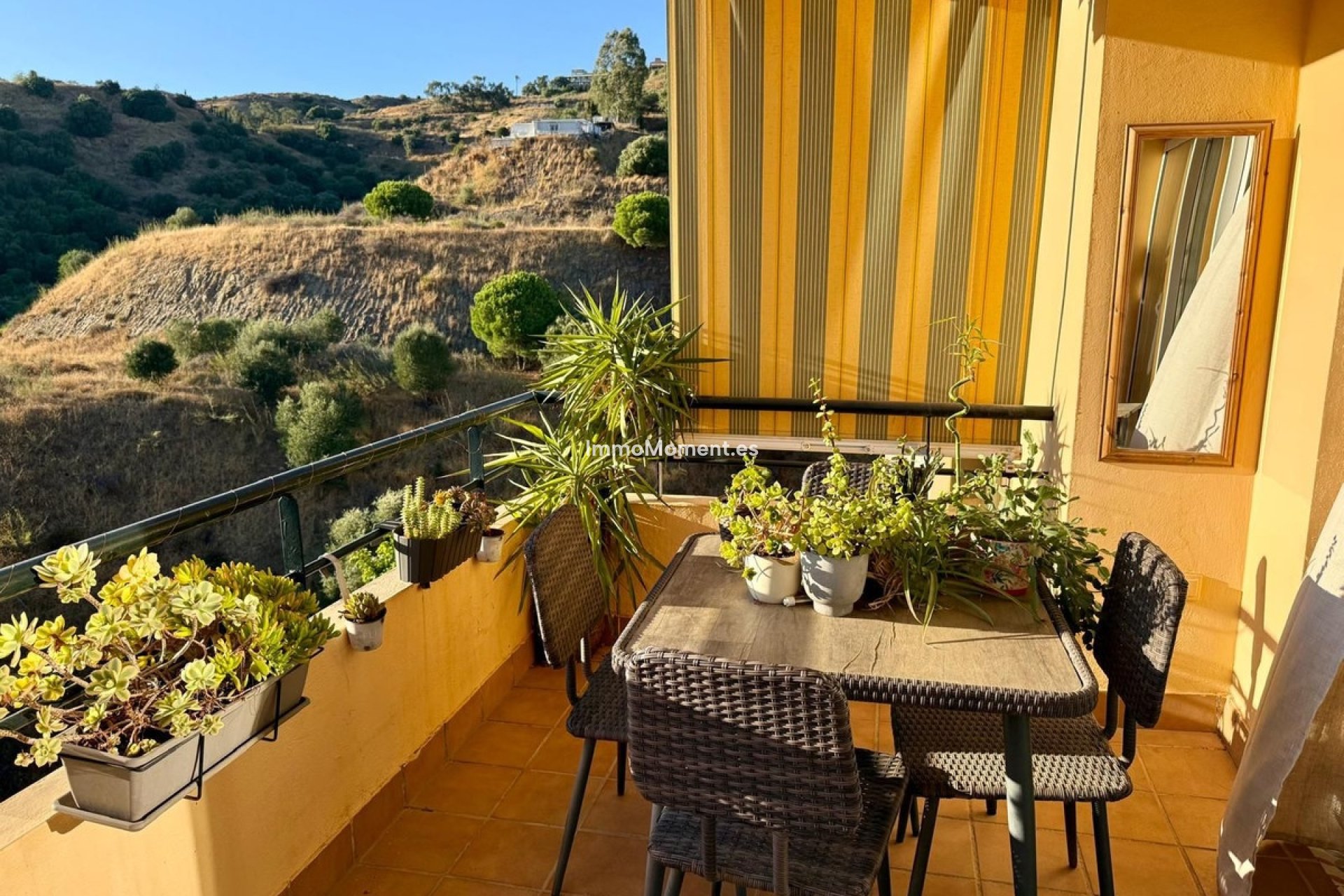 Resale - Apartment - Mijas Costa - Calahonda