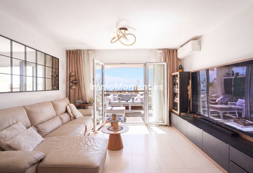 Resale - Apartment - Mijas Costa - Calahonda