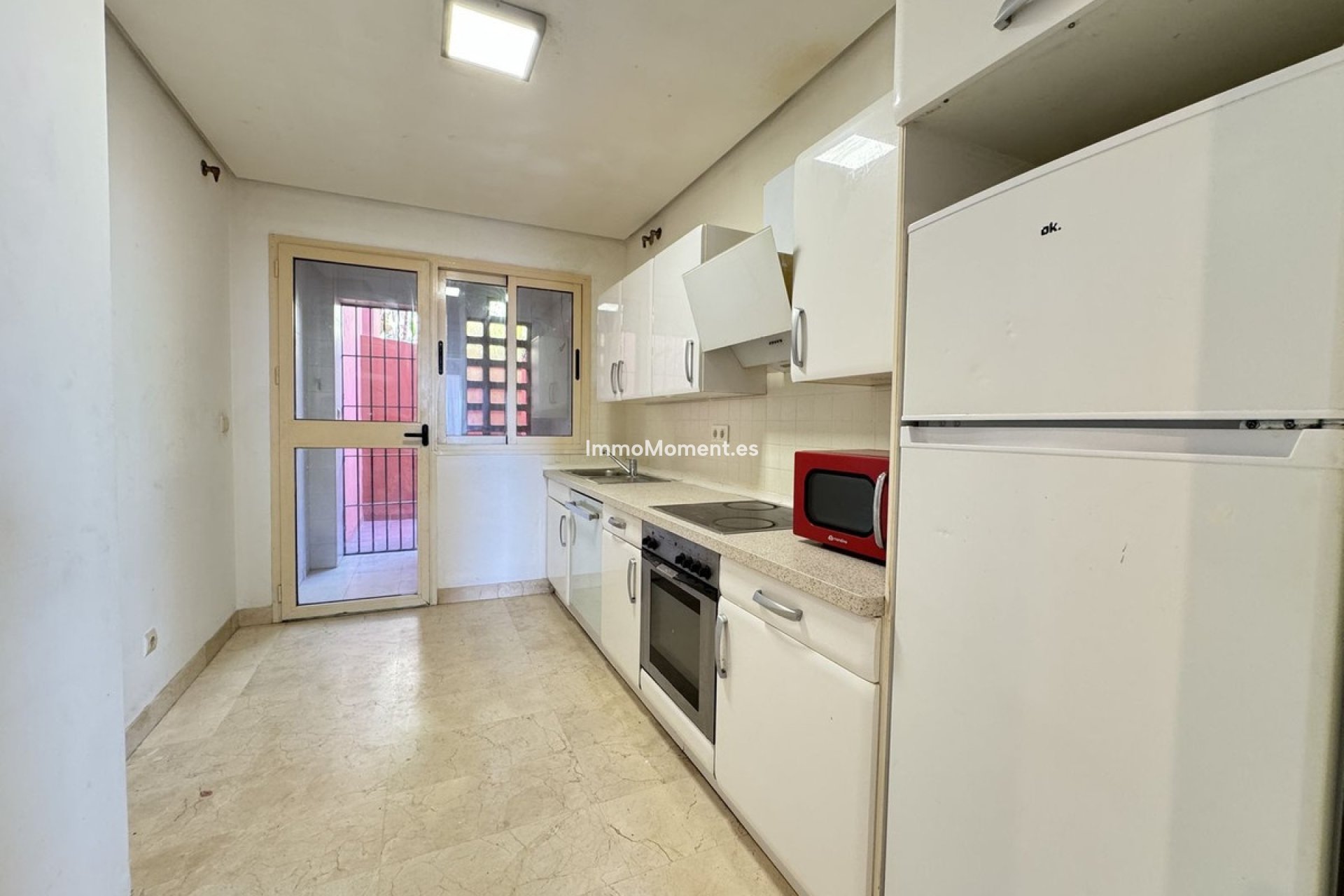 Resale - Apartment - Mijas Costa - Calahonda
