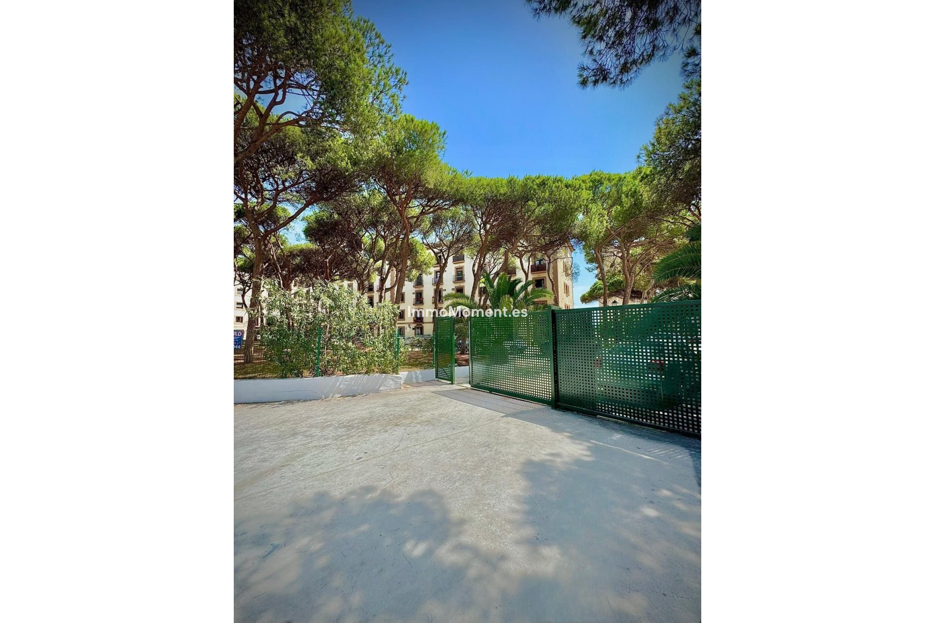 Resale - Apartment - Mijas Costa - Calahonda