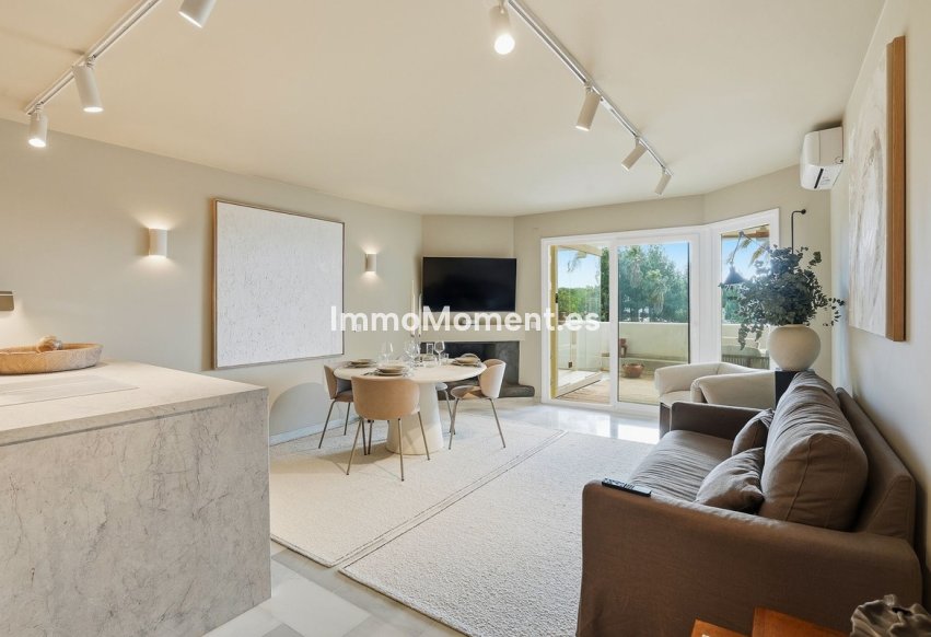 Resale - Apartment - Mijas Costa - Calahonda