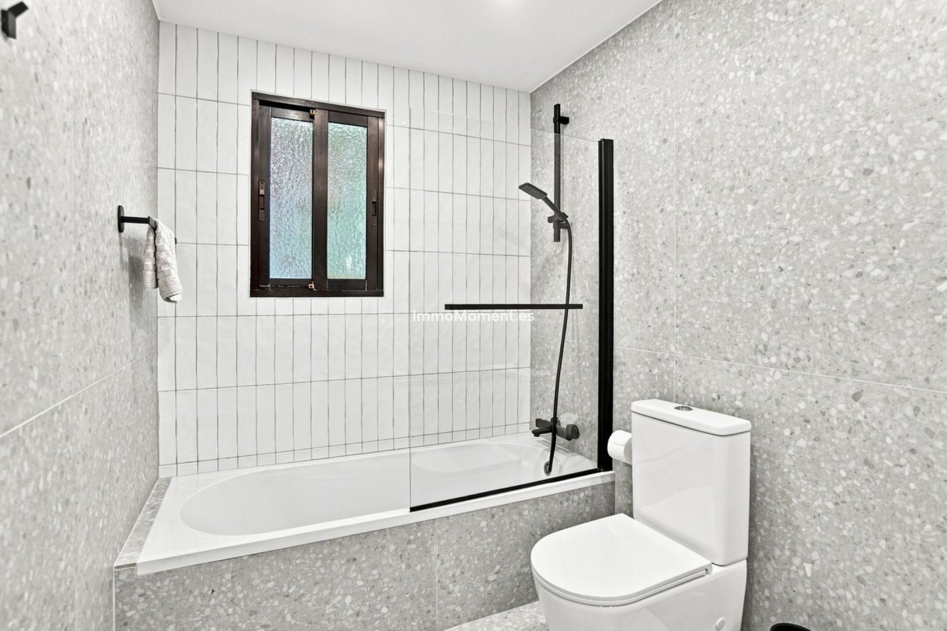 Resale - Apartment - Mijas Costa - Calahonda