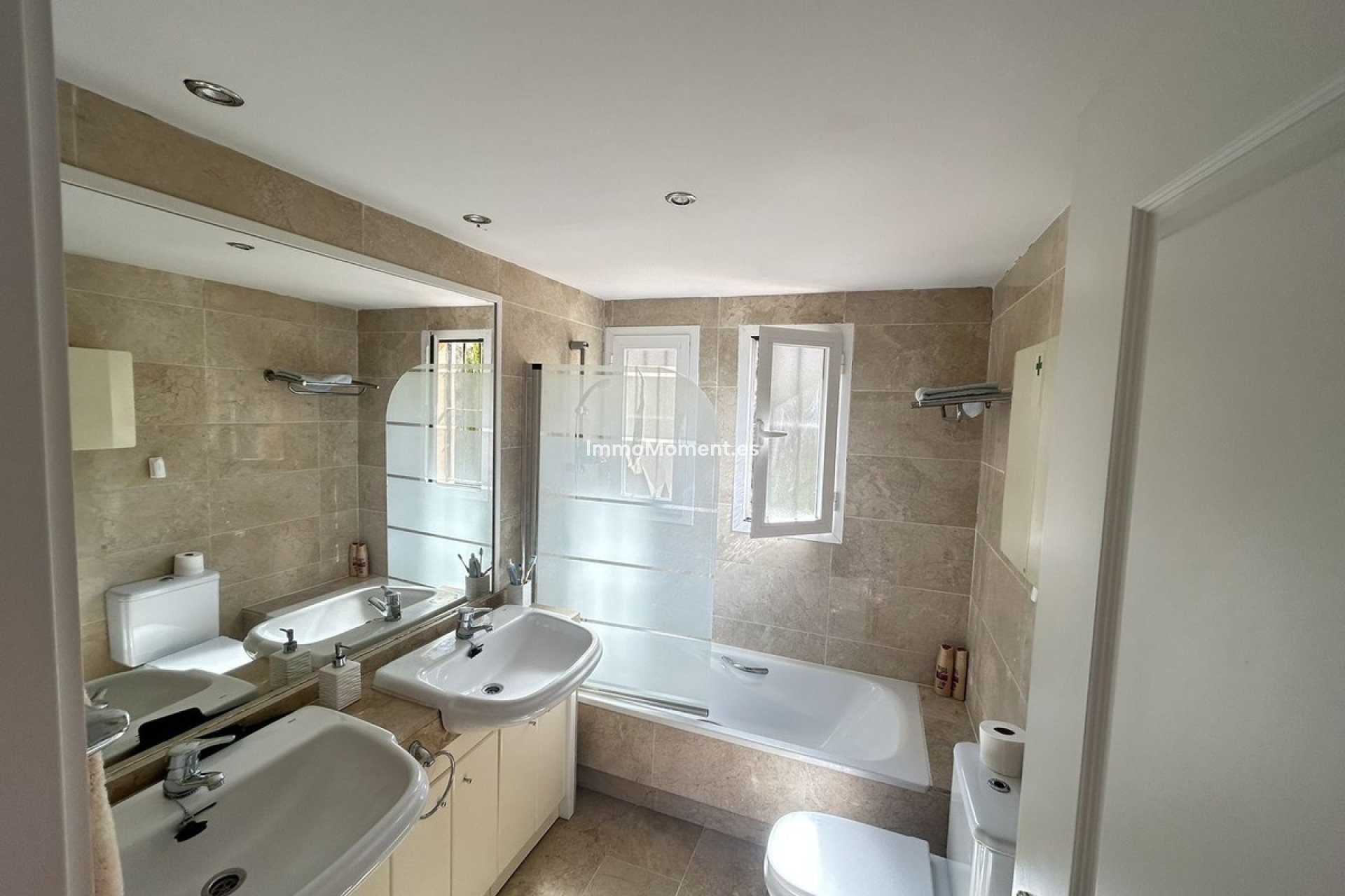 Resale - Apartment - Mijas Costa - Calahonda