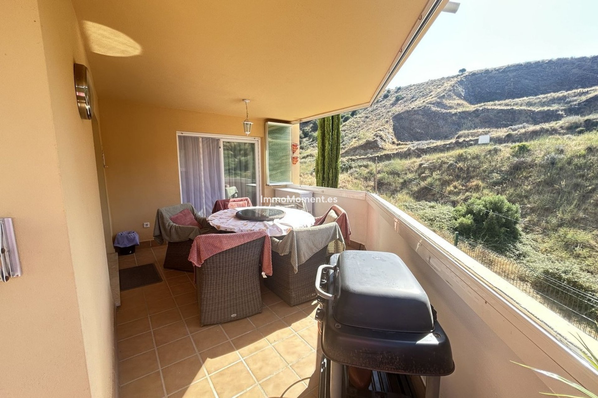 Resale - Apartment - Mijas Costa - Calahonda