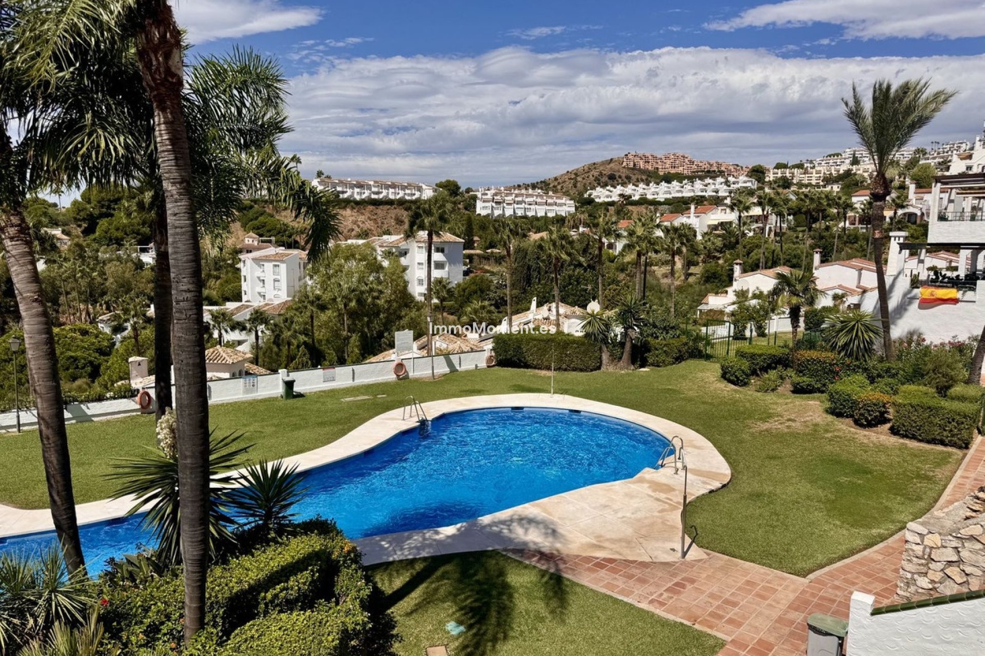 Resale - Apartment - Mijas Costa - Calahonda