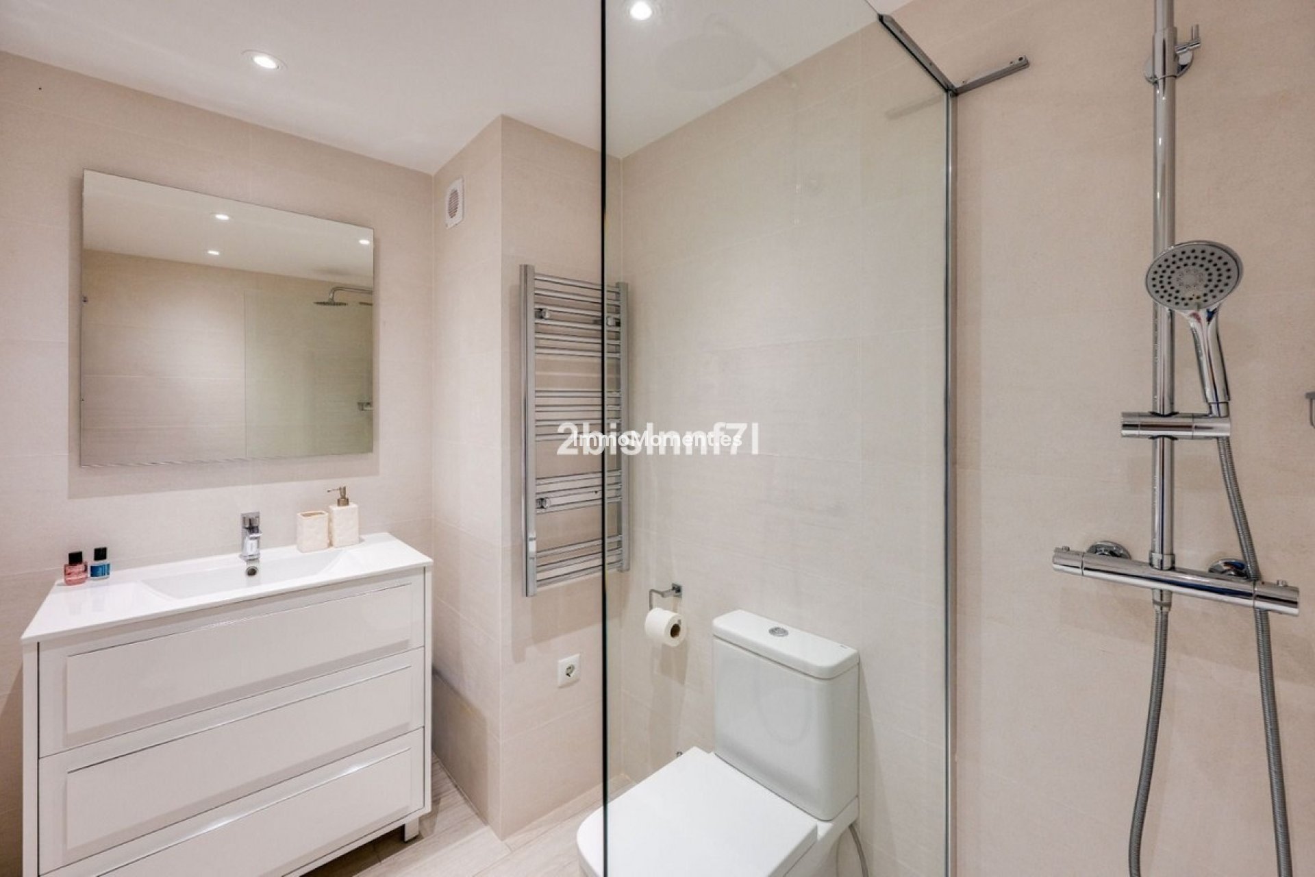 Resale - Apartment - Mijas Costa - Calahonda