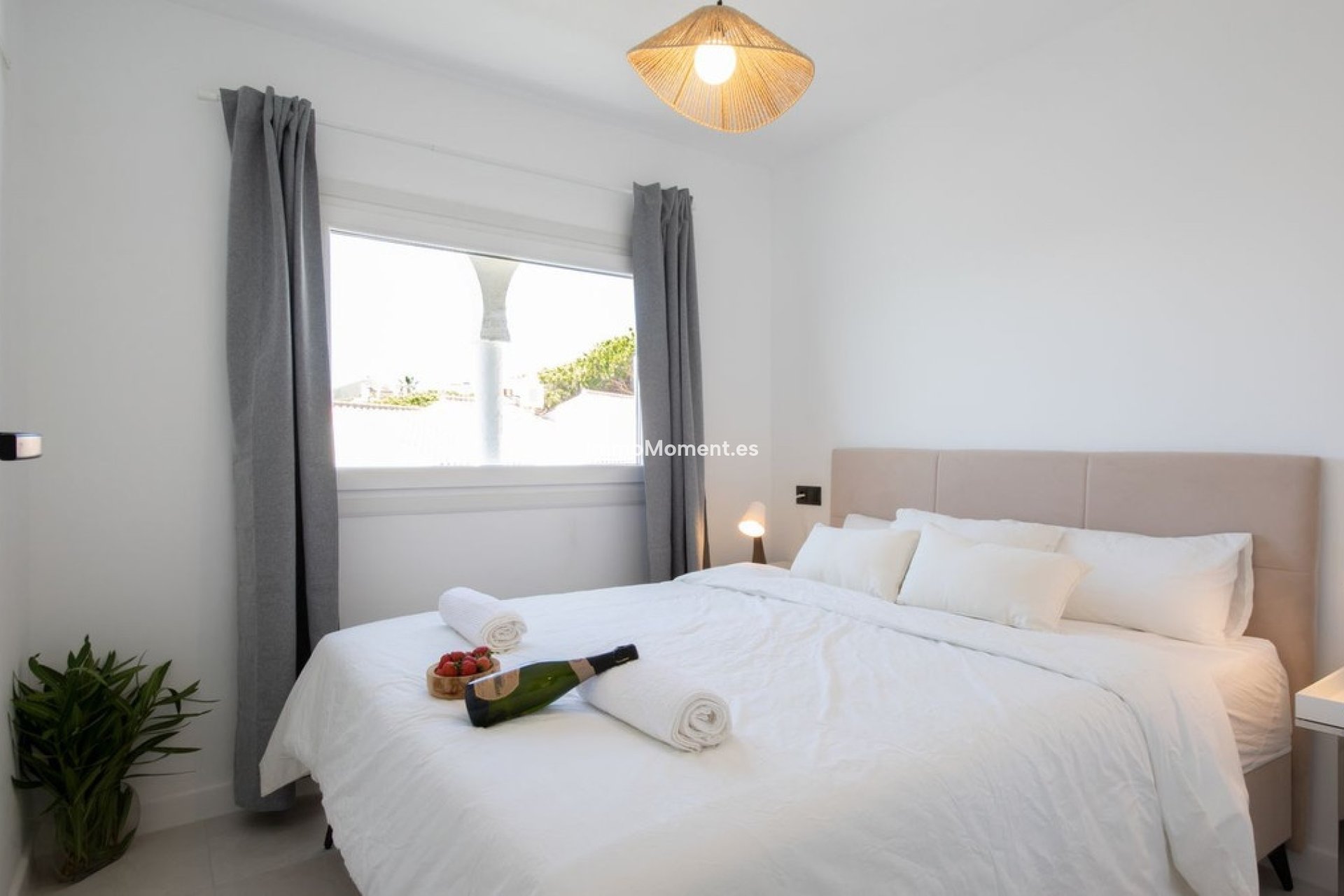 Resale - Apartment - Mijas Costa - Calahonda
