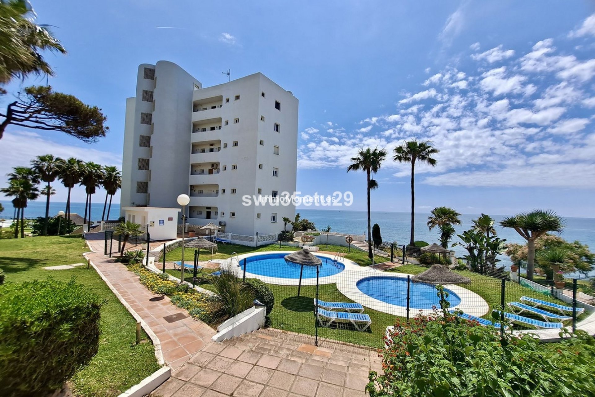Resale - Apartment - Mijas Costa - Calahonda