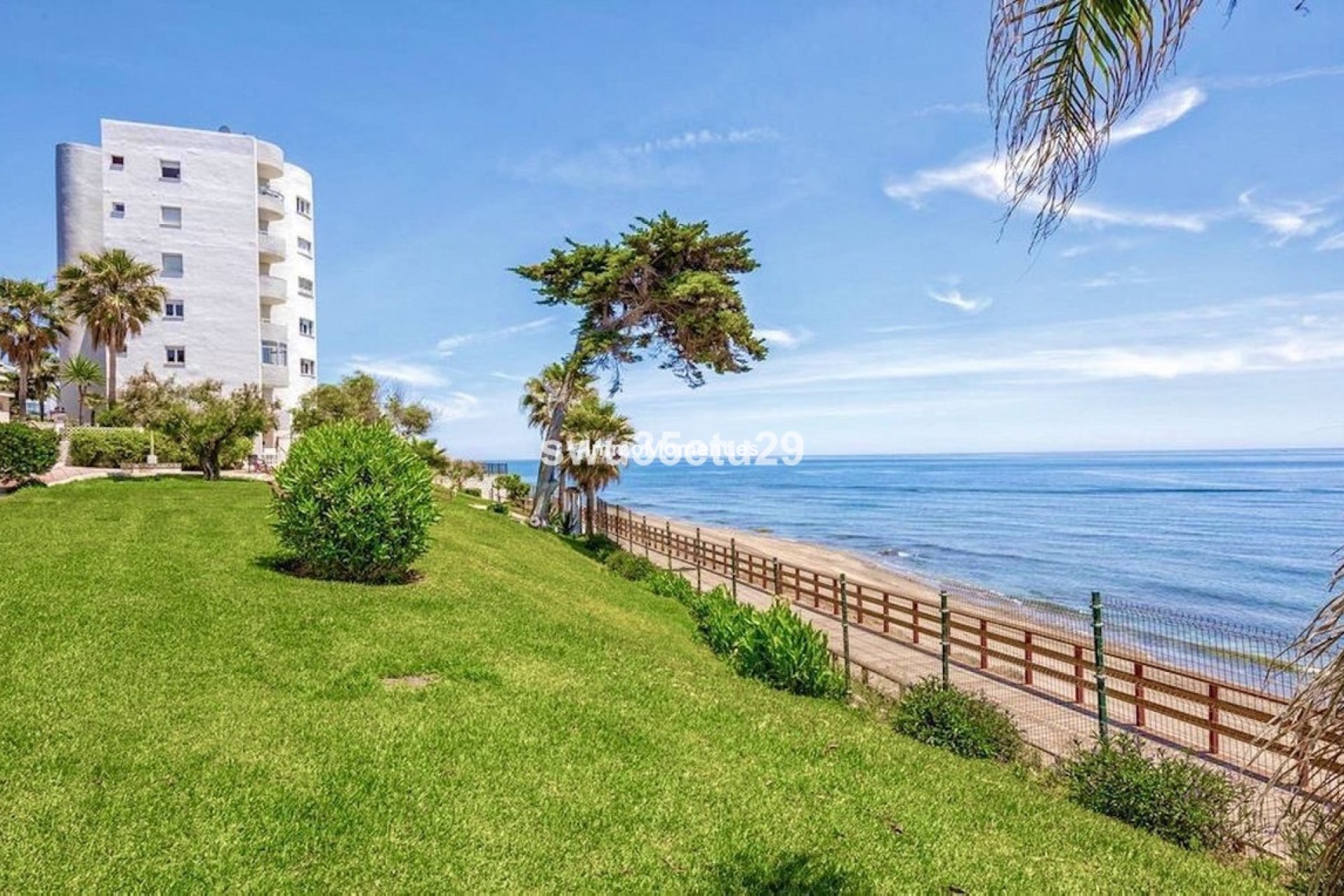Resale - Apartment - Mijas Costa - Calahonda