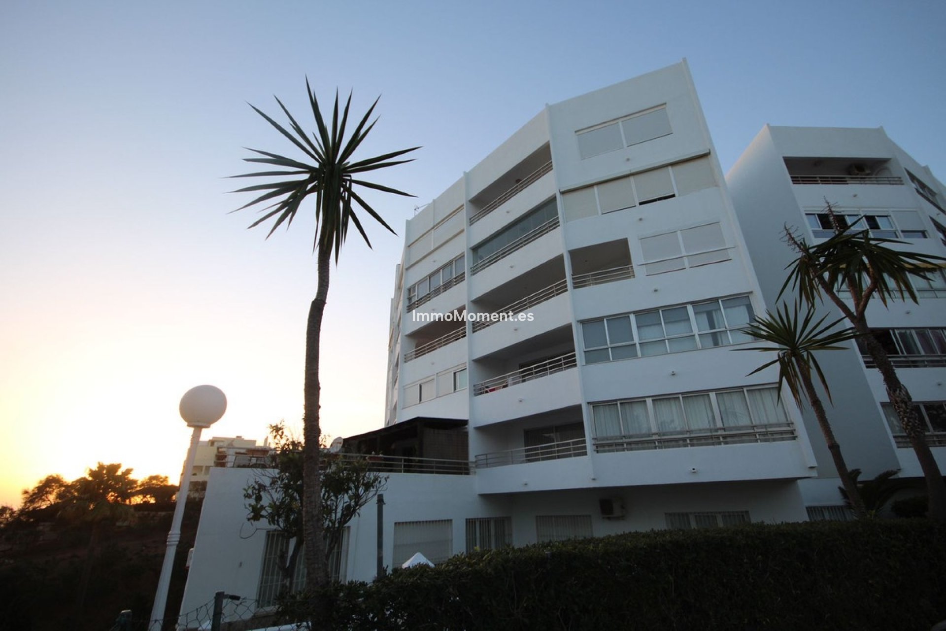 Resale - Apartment - Mijas Costa - Calahonda