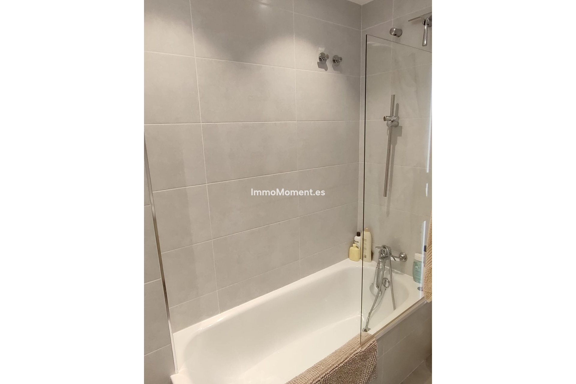 Resale - Apartment - Mijas Costa - Calahonda