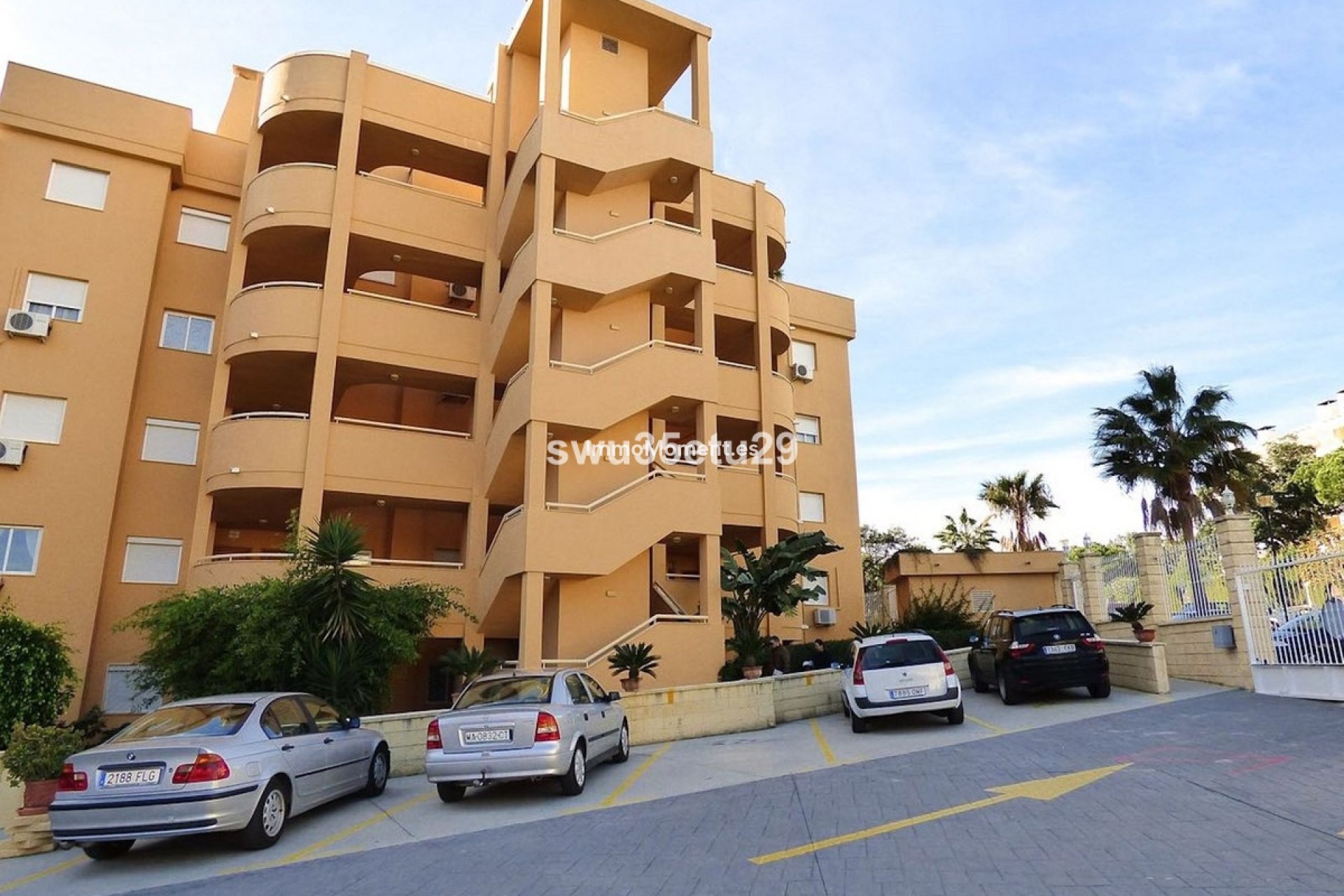 Resale - Apartment - Mijas Costa - Calahonda