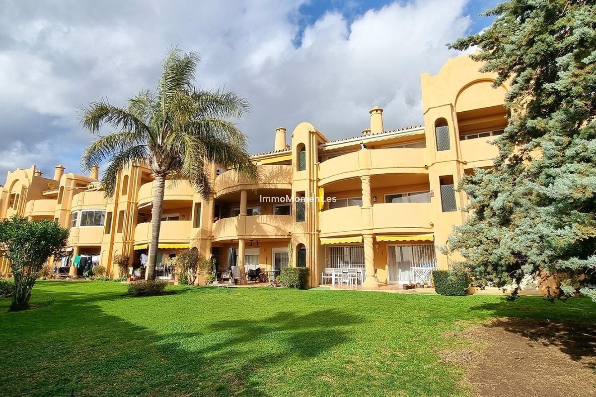 Resale - Apartment - Mijas Costa - Calahonda
