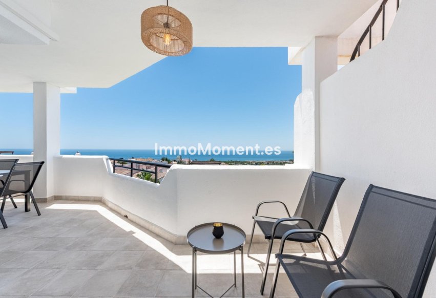 Resale - Apartment - Mijas Costa - Calahonda