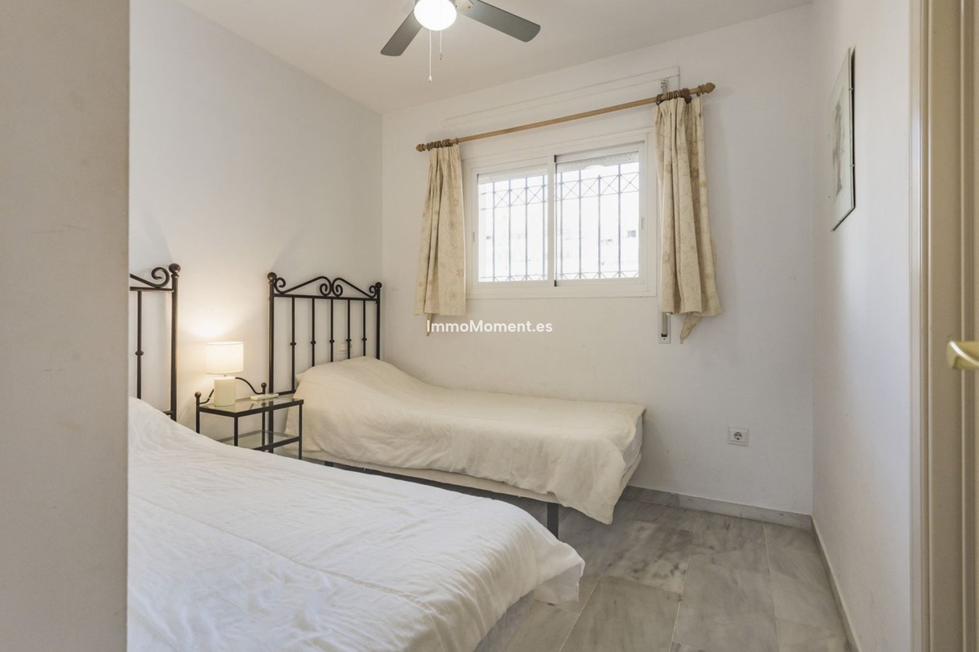 Resale - Apartment - Mijas Costa - Calahonda