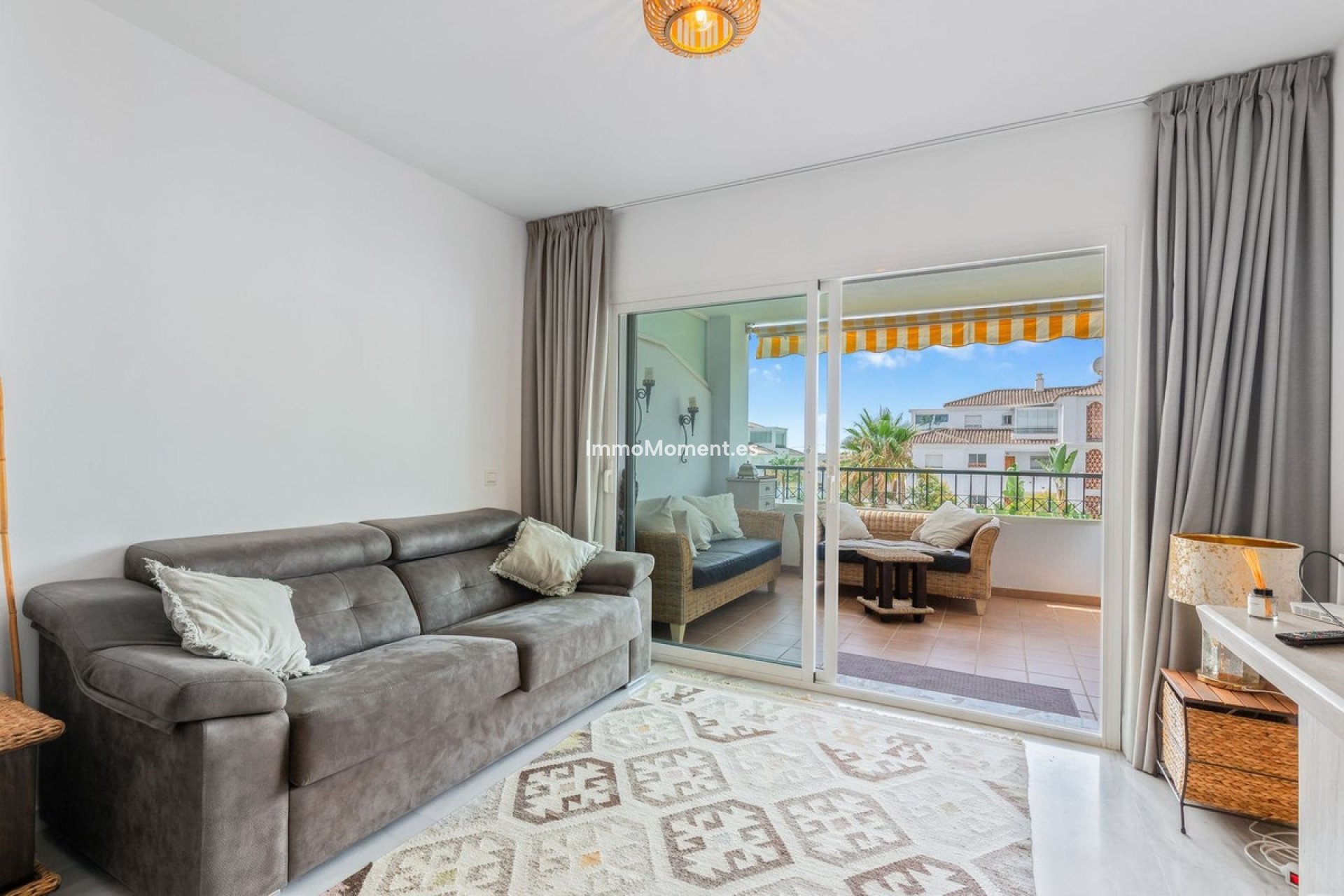 Resale - Apartment - Mijas Costa - Calahonda
