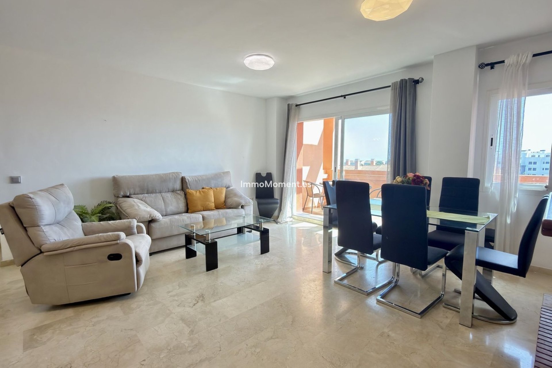 Resale - Apartment - Mijas Costa - El Faro