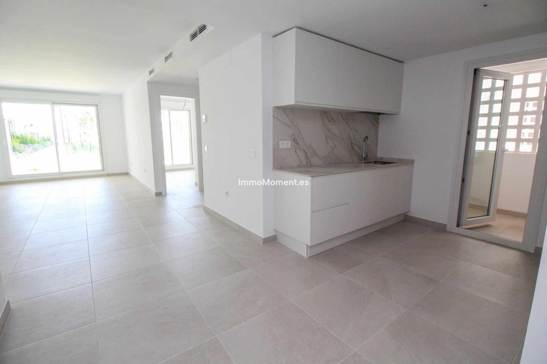 Resale - Apartment - Mijas Costa - La Cala de Mijas