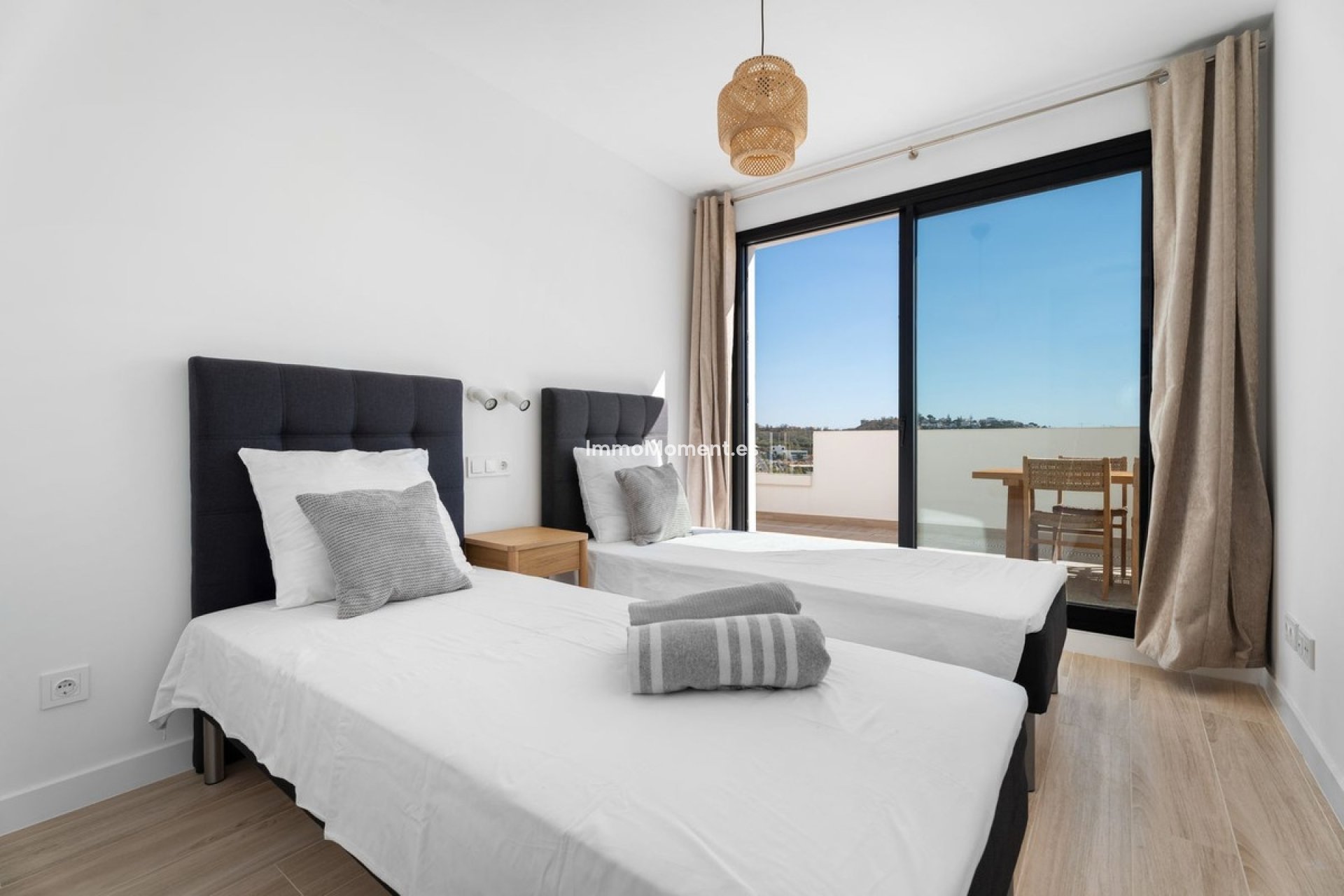 Resale - Apartment - Mijas Costa - La Cala de Mijas