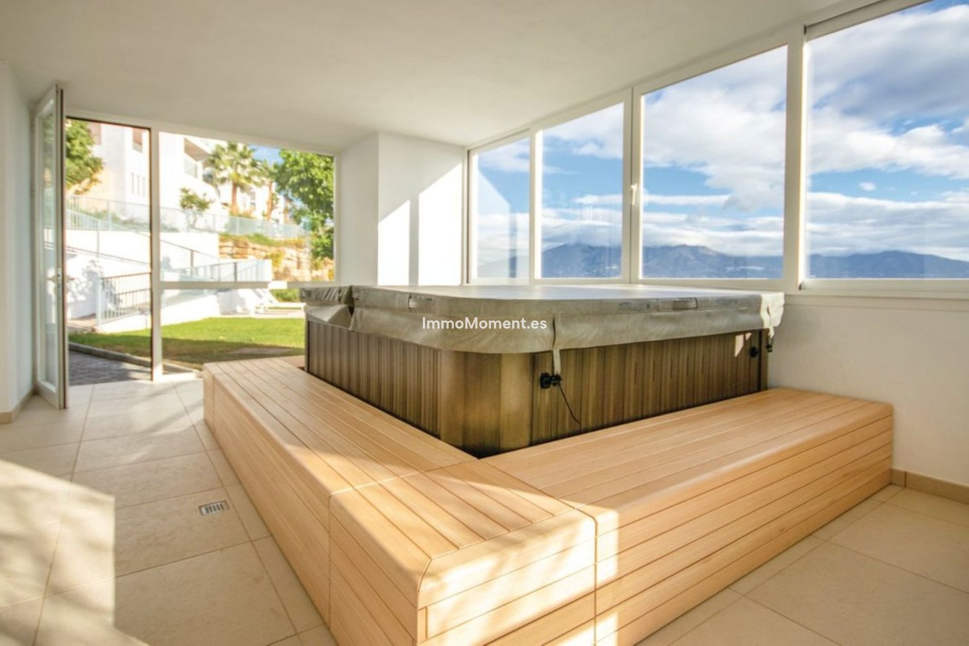 Resale - Apartment - Mijas Costa - La Cala de Mijas
