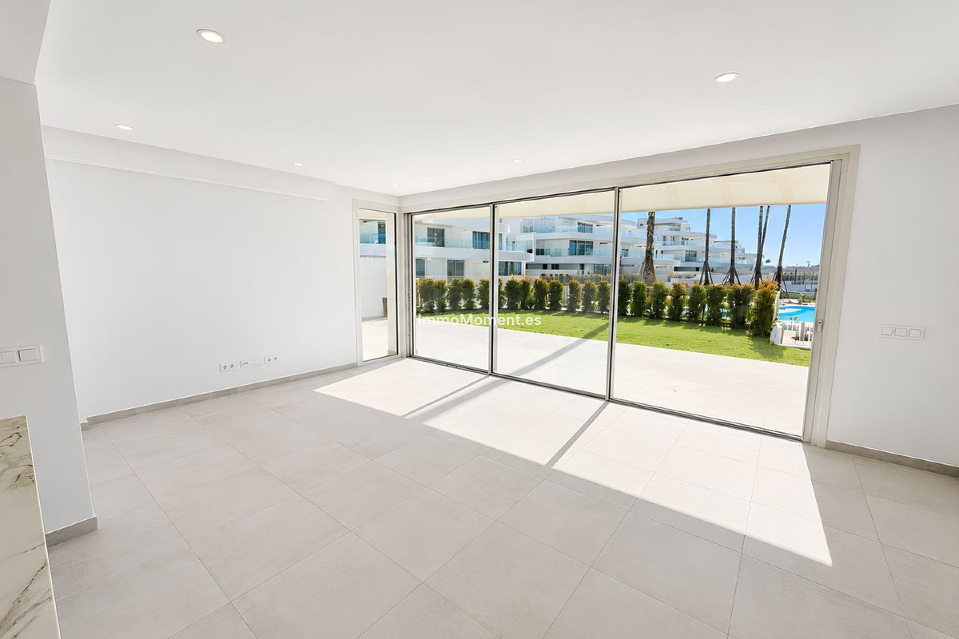 Resale - Apartment - Mijas Costa - La Cala de Mijas