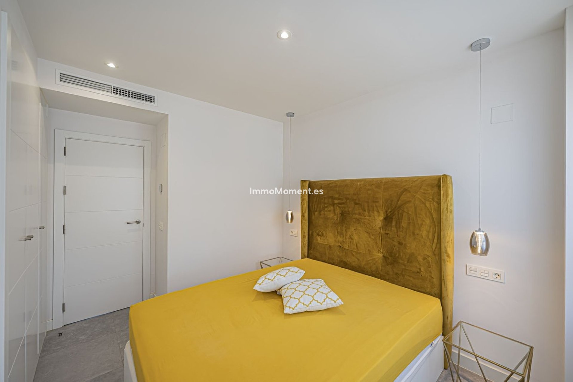 Resale - Apartment - Mijas - La Cala de Mijas
