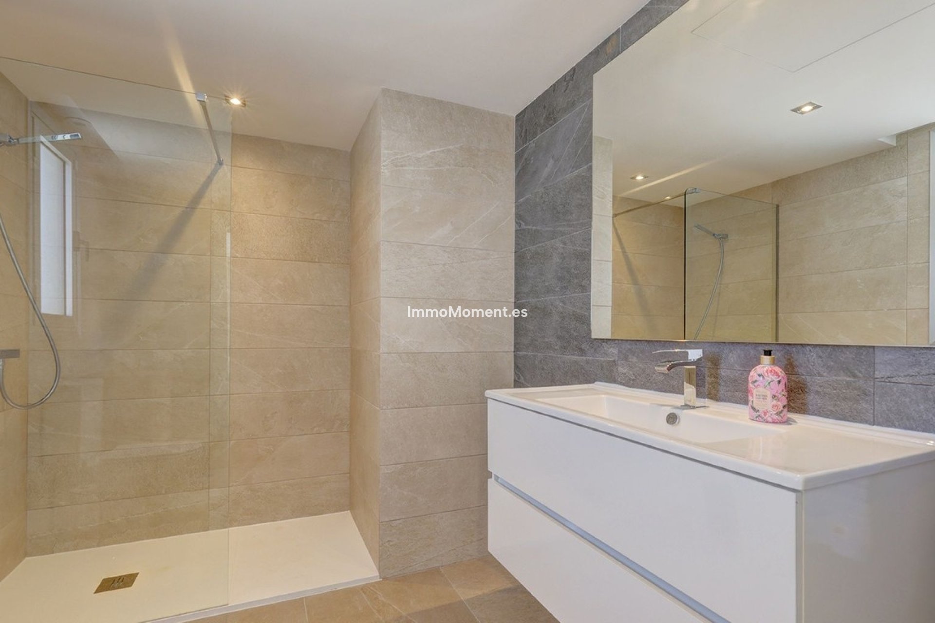 Resale - Apartment - Mijas - La Cala Golf