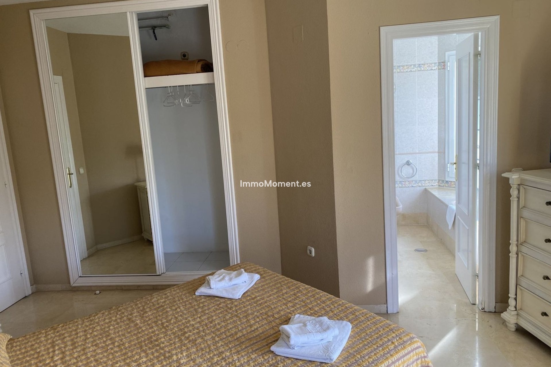 Resale - Apartment - Mijas - Mijas Centro