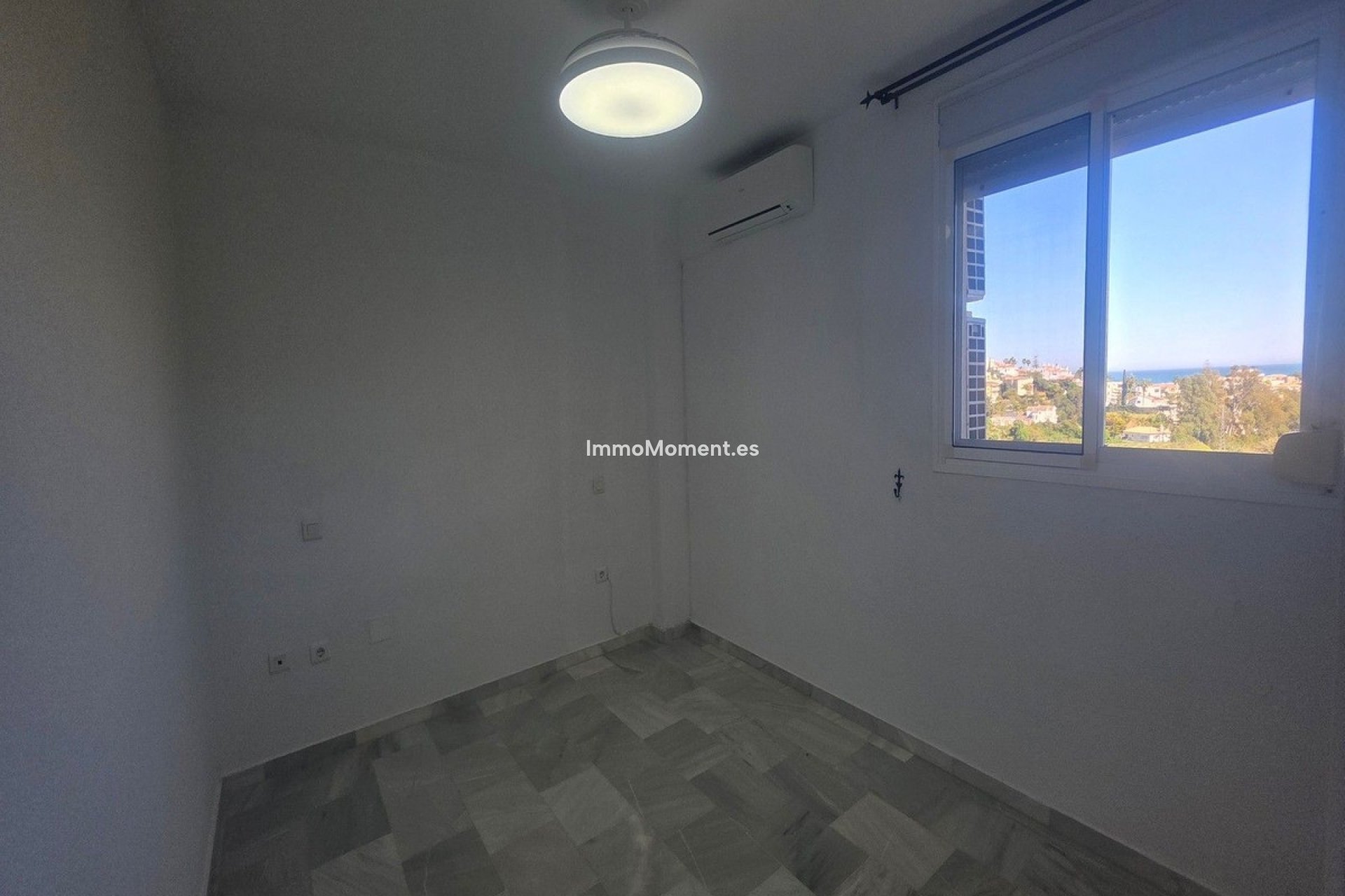 Resale - Apartment - Mijas - Mijas Costa